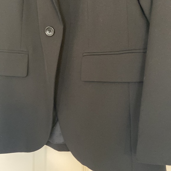 NEW with tags - Banana Republic women’s black blazer size 6 petite - Picture 6 of 10